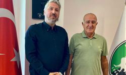 Denizlispor’dan olan alacaklarını bağışladı