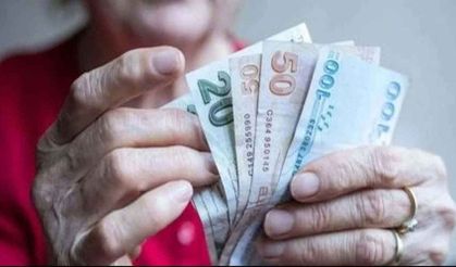 Emekli aylıklarına ilişkin düzenleme kabul edildi ve yasalaştı