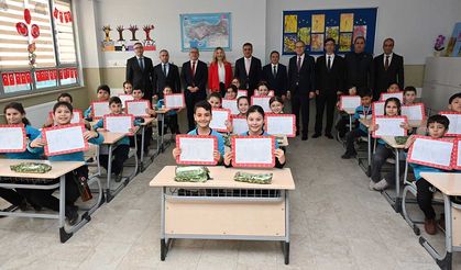 Denizli’de 192 bin 827 öğrenci karne sevinci yaşadı