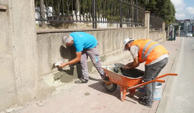 Akse Mezarlığı’nda temizlik ve bakım çalışması