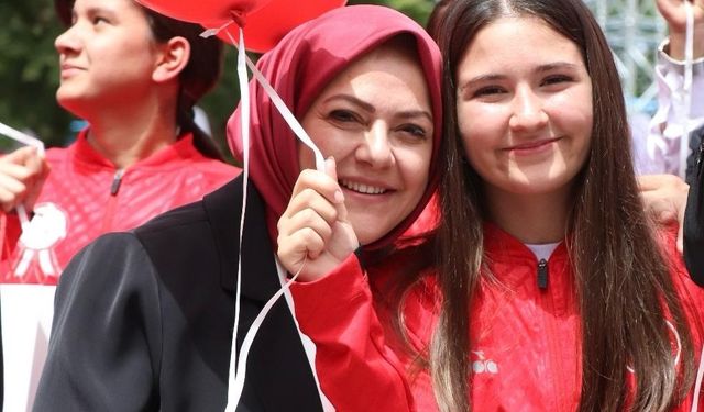 Sema Silkin Ün; "Çocuklara bayram hediye eden ilk ve tek ülkeyiz"