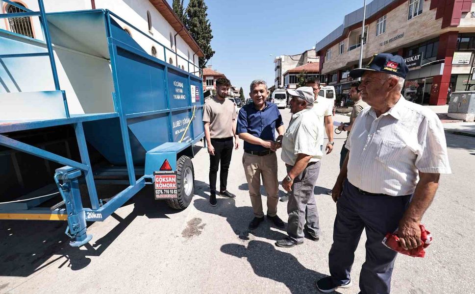 Denizli Büyükşehirden üreticiye ekipman desteği